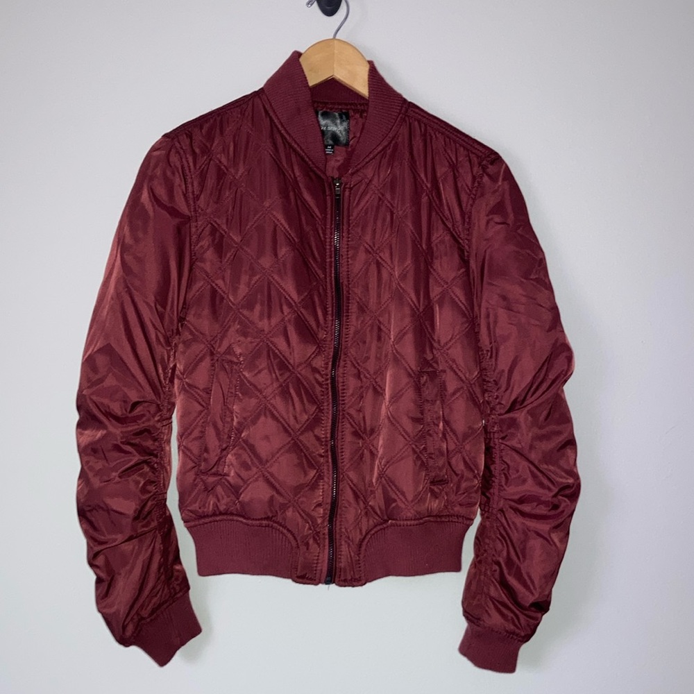 The Story Satin Twill Maroon Quilted Puff Zip Front Bomber Jacket Size Medium